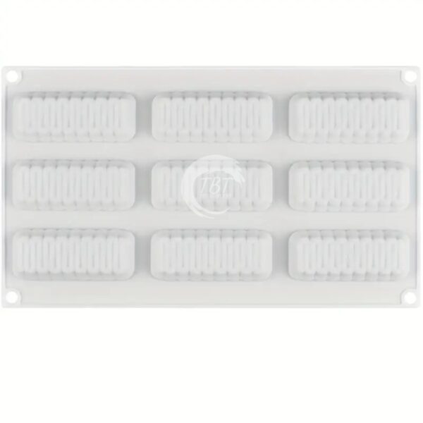 6 Cavity Spiral Shape Silicone Cake Mold - Image 3