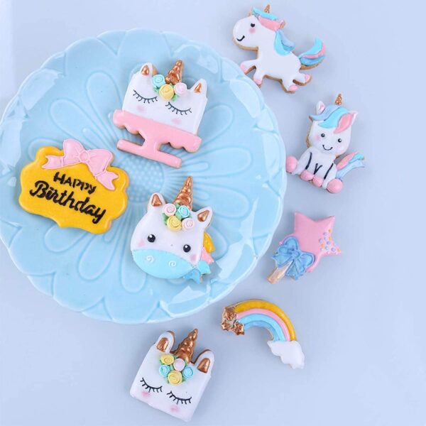 8 Pcs Multiple Unicorns Fondant And Cookie Cutter - Image 3