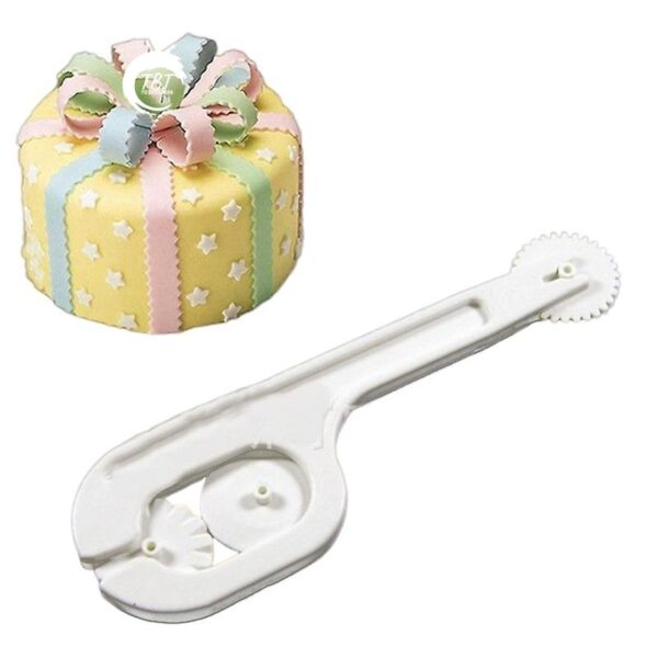 Fondant Cutter and Embosser 3 Wheel Tool - Image 2