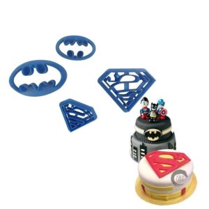 superman-batman-fondant-and-cookie-cutter