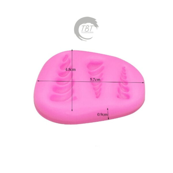 Small Unicorn Horn Silicone Fondant Mold - Image 4
