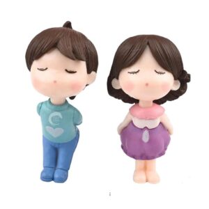 romantic-love-couple-cake-miniature-toy