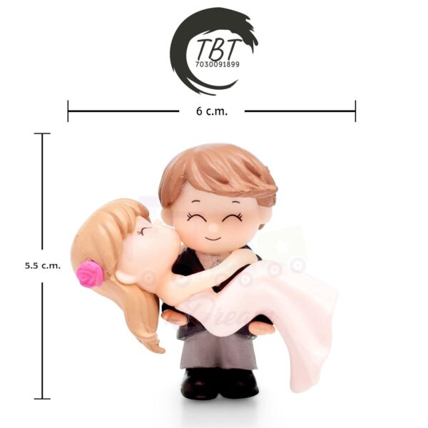 Romantic Couple Cake Miniature Toy - Image 2