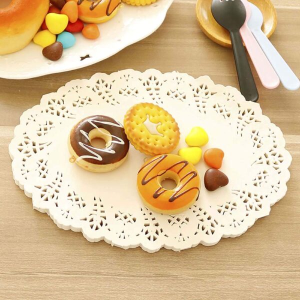 Paper Doilies 100Pcs - 5.5 Inch - Image 4