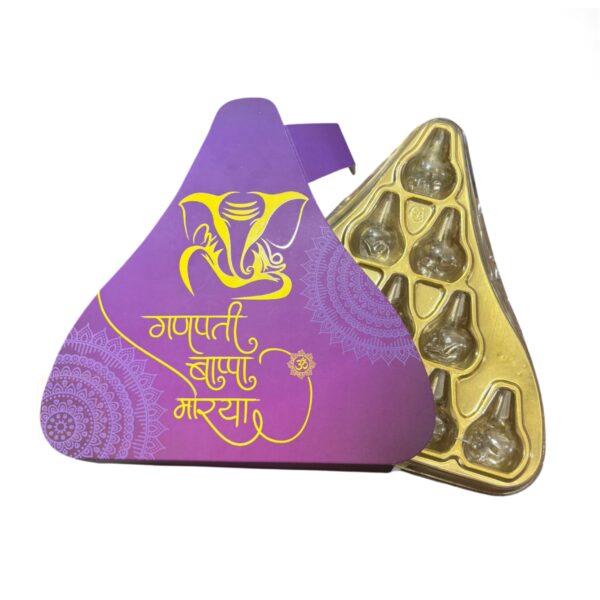 11-cavity-ganesh-chaturthi-special-triangle-shape-modak-packing-pvc-box-design-1
