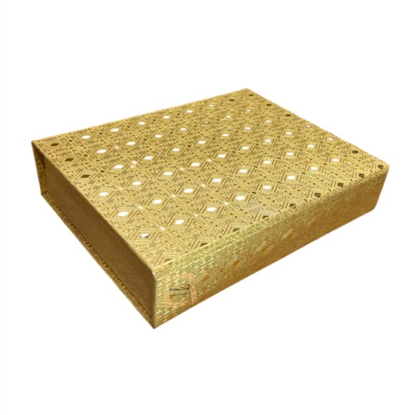12-cavity-foldable-rigid-chocolate-box-with-magnetic-flap-2