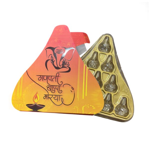 11-cavity-ganesh-chaturthi-special-triangle-shape-modak-packing-pvc-box-design-3