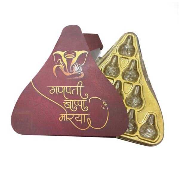 11-cavity-ganesh-chaturthi-special-triangle-shape-modak-packing-pvc-box-design-2
